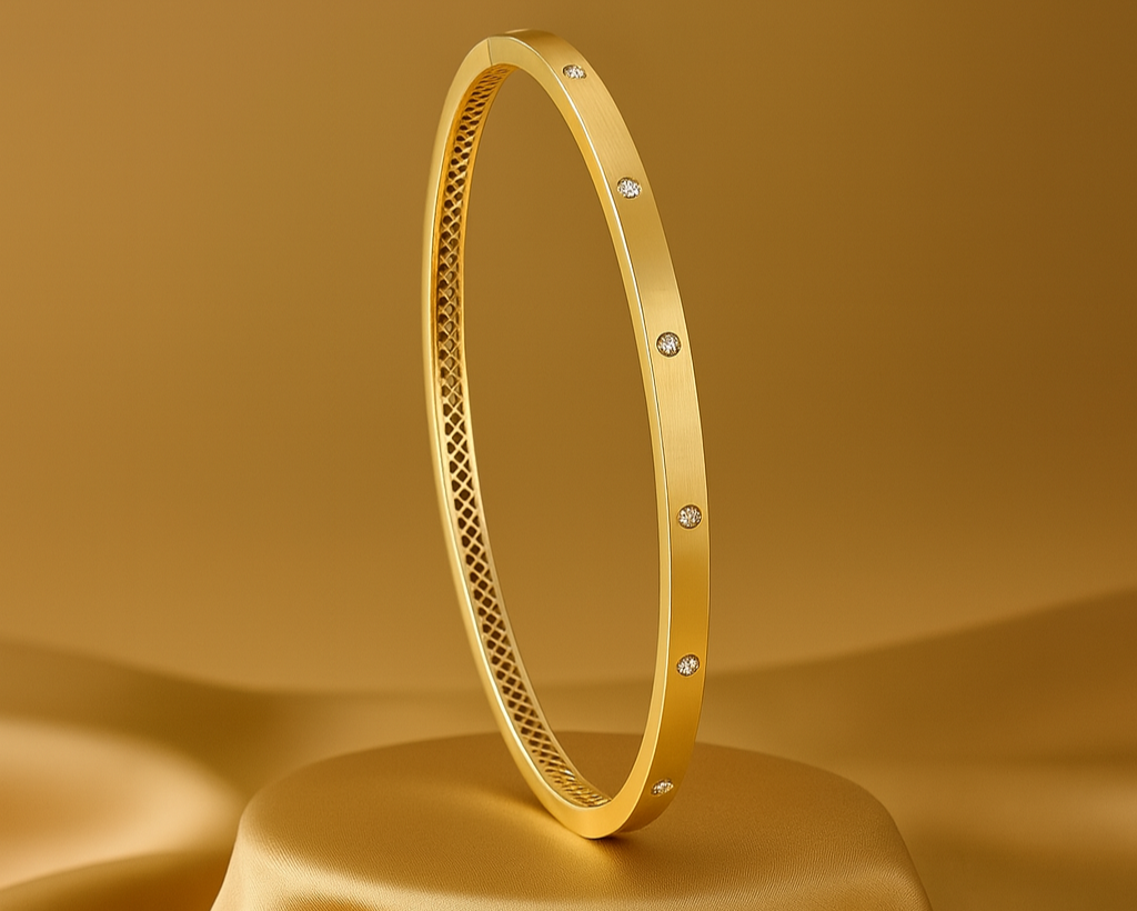 STRUCTURA | Luxusný bangle náramok zo zlata s diamantovým efektom