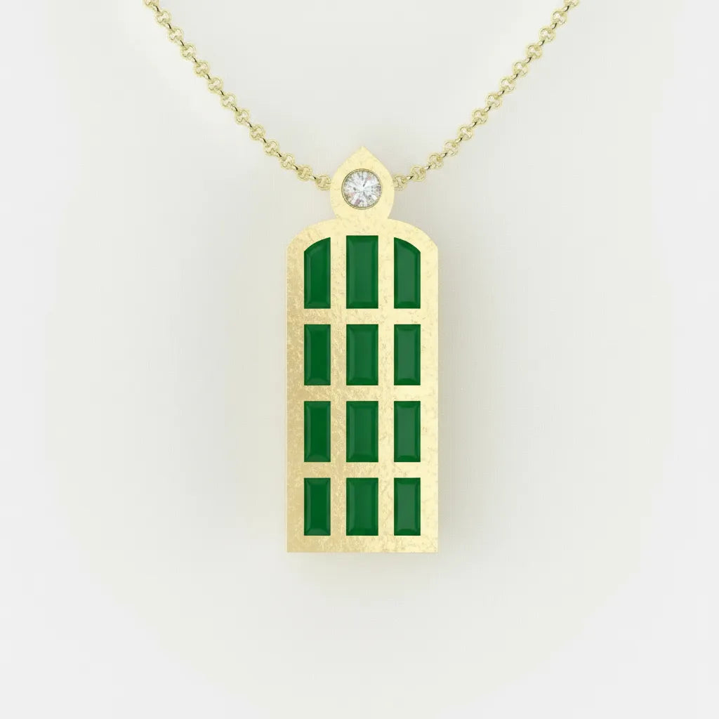 Detail prívesku LUMEN zo žltého zlata so zeleným enamelom – slovenský dizajn CREYO Jewelry