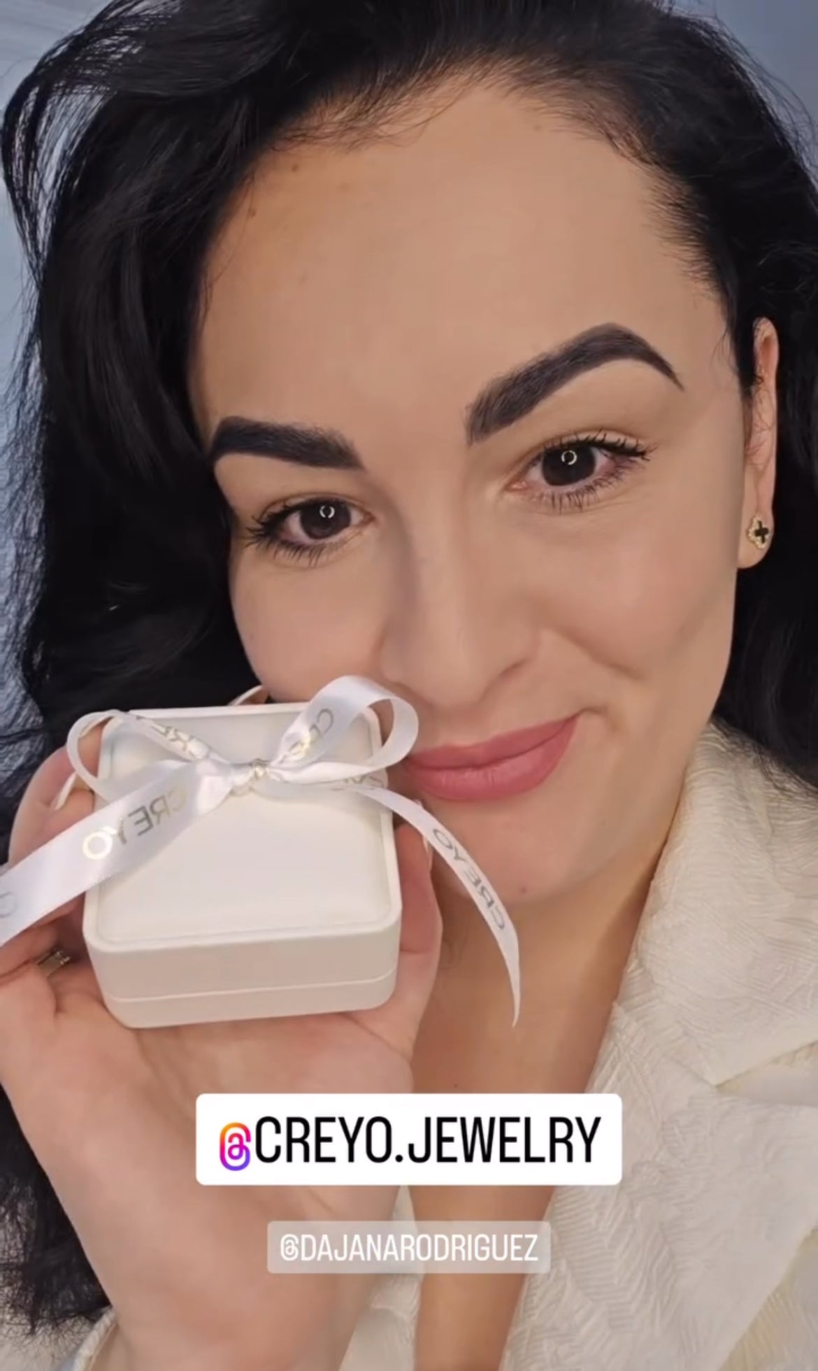 AUREA BLOOM | Gold earrings with a four-leaf clover motif 