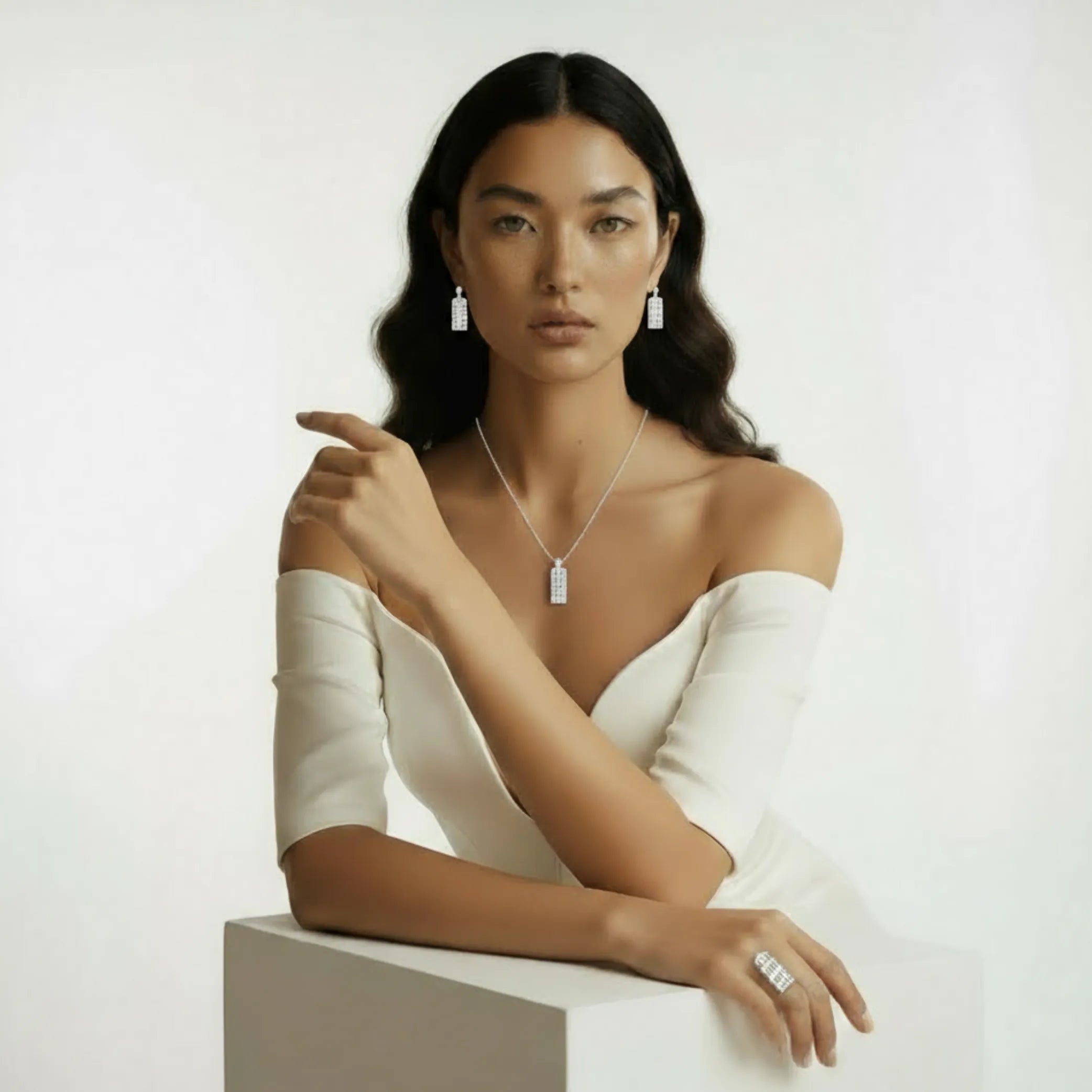 Luxusný náhrdelník LUMEN z 14-karátového bieleho zlata – symbol svetla a elegancie live style