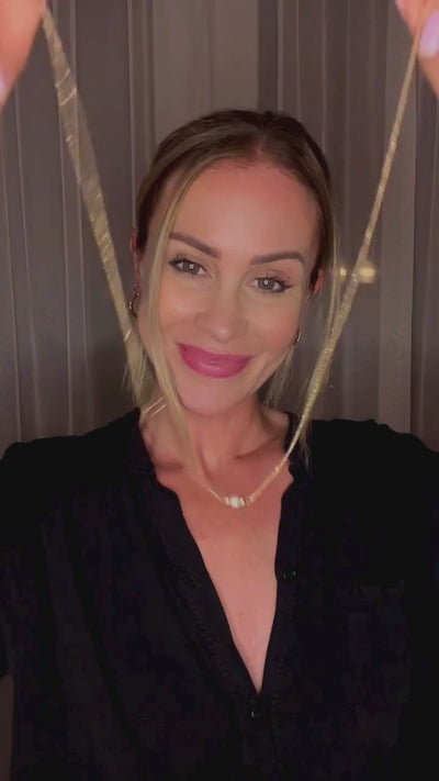 PERLA | Náhrdelník zo 14K zlata s perlovým detailom Video ZUZANA